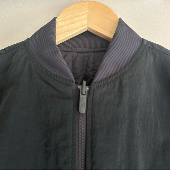 Lululemon Reversible Non-Stop Bomber Black - Picture 13 of 14